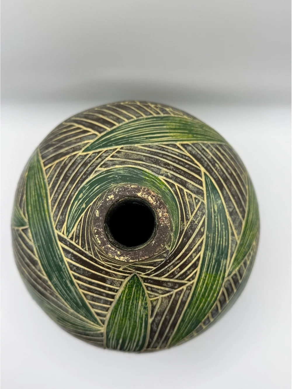 Decorative Handmade Ceramic Vase with Green Leaf Pattern